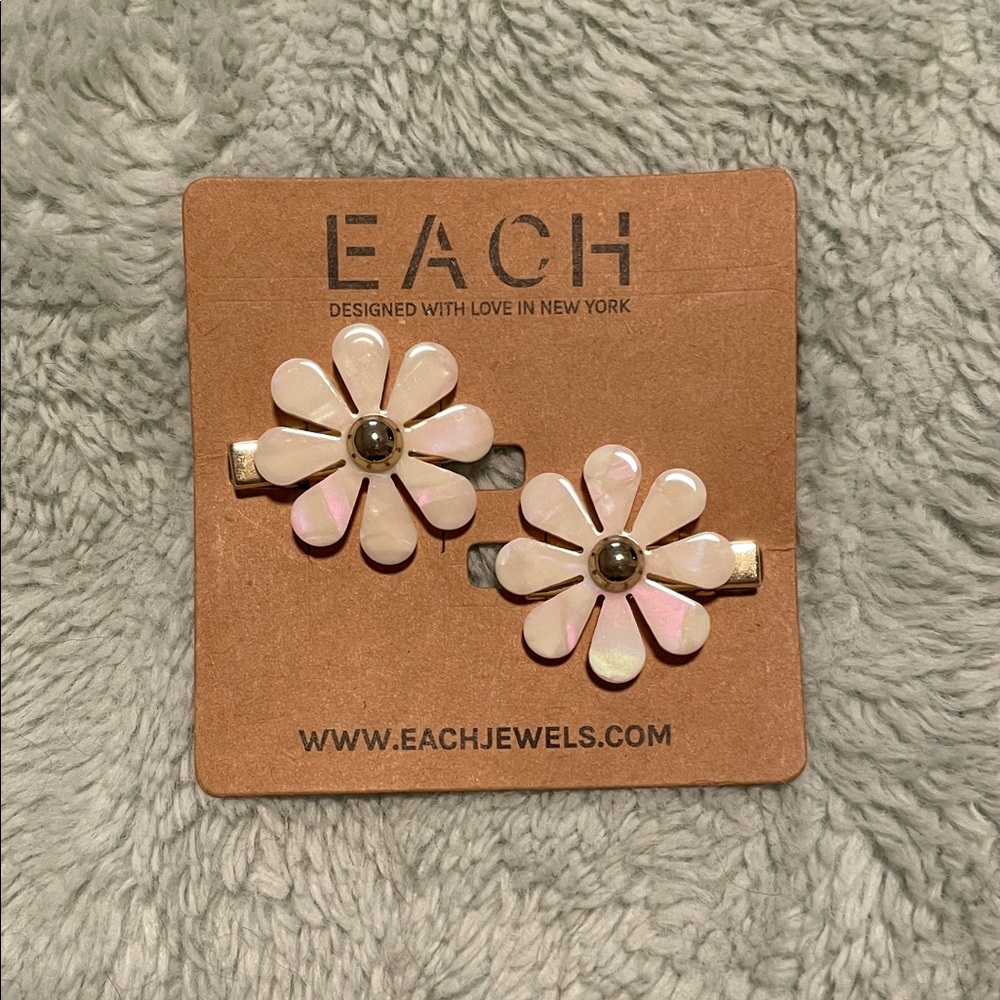 Floral Hair Clips with Pink and White Petals